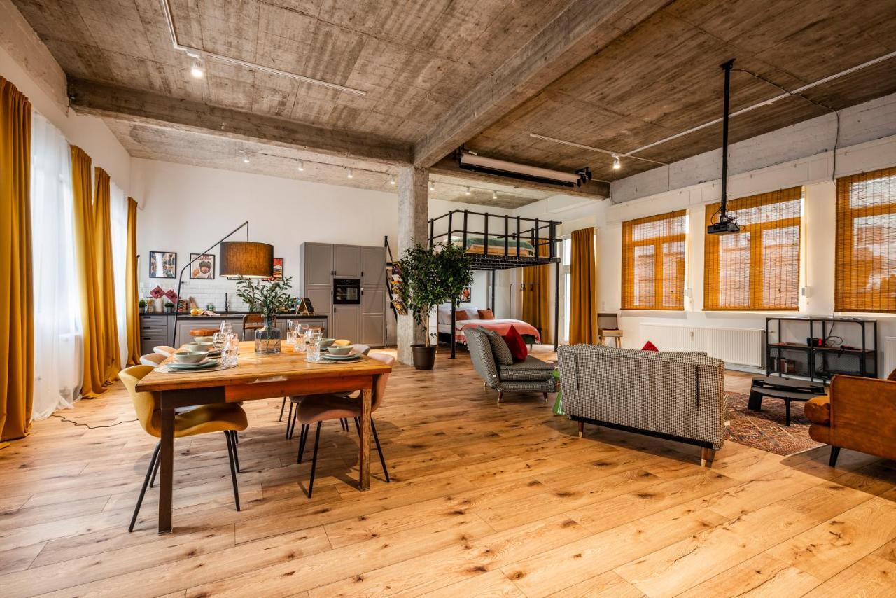 Klassen Stay - Exklusives Loft - Xxl Leinwand - 4 Km Messe, 1,5 Km Hbf Essen Bagian luar foto